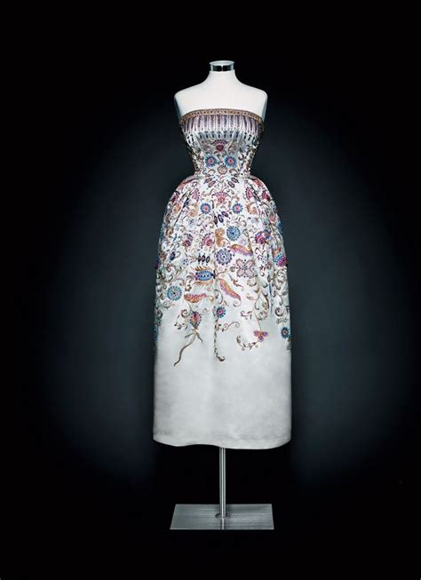 dior palmyre vestido|The Ultimate Souvenir: A $32,000 Vintage Dior Dress.